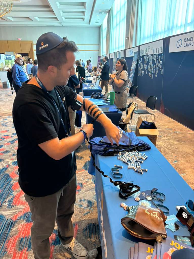 Did you see Chabad on Campus at the <a href="/JNFUSA/">Jewish National Fund-USA</a>  conference?

We are the table with the Tefillin and cool swag 😉💪😎
