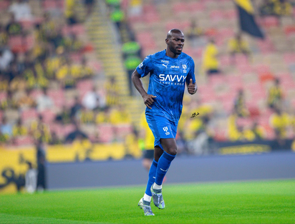 🚨🚨🚨🚨🗣 ريو فيرديناند :

كان من المفروض مانشستر يونايتد يتعاقد مع ' كوليبالي ' عندما كان يلعب في نابولي كان من أفضل مدافعين العالم في تلك الفترة