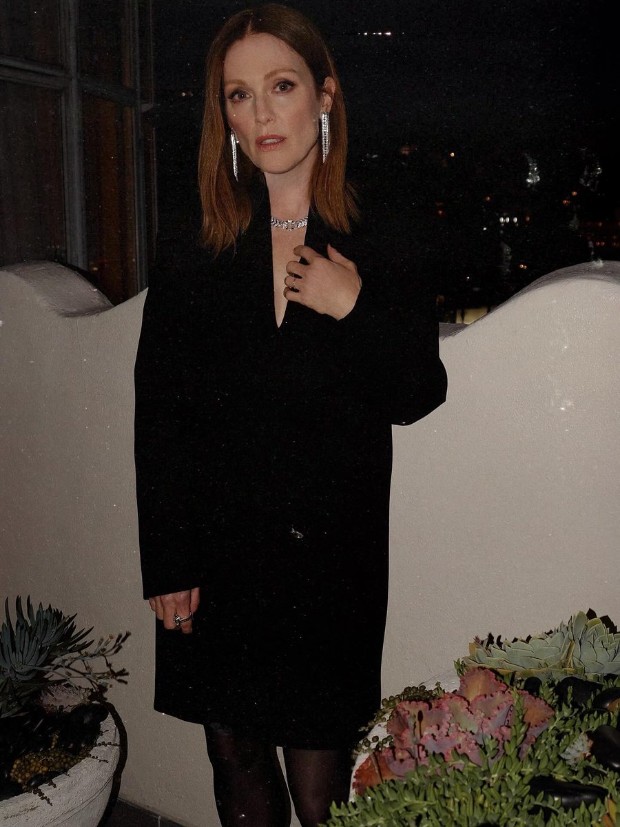 daily julianne moore (@dailyjmoore) on Twitter photo 