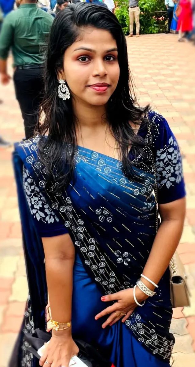 insta_modelz's tweet photo. #Sumitha 💖😘
#happydiwali #diwali2025 #samantha #sreeleela #mrunalthakur #rashmika #kritisanon #meenakshichaudhary #keerthysuresh #rukminivasanth #malavika #kalyanipriyadarshan #krithishetty #bhagyashriborse #shraddhakapoor #priyankamohan #ashika #mamithabaiju #dude #tvkvijay https://t.co/5CM5IWMQIq