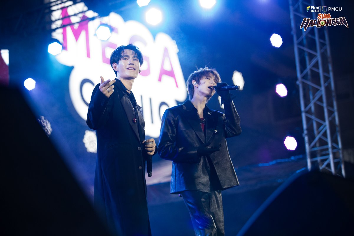 Flex_Connect's tweet image. ฮาโลวีนนี้ออกตามหาความจริงของ 𝐏𝐨𝐨𝐡 𝐊𝐫𝐢𝐭𝐭𝐢𝐧 - 𝐏𝐚𝐯𝐞𝐥 𝐍𝐚𝐫𝐞𝐭 ว่าในใจมีใครซ่อนอยู่มั้ย 👀
#poohpavel #ppoohkt #pavelphoom
#สิงสาลาตาย #GoddessBlessYouFromDeath
#SiamHalloween2025xPoohPavel
______________________
👻 Flex 104.5 | PMCU SIAM HALLOWEEN 2O25 presented…