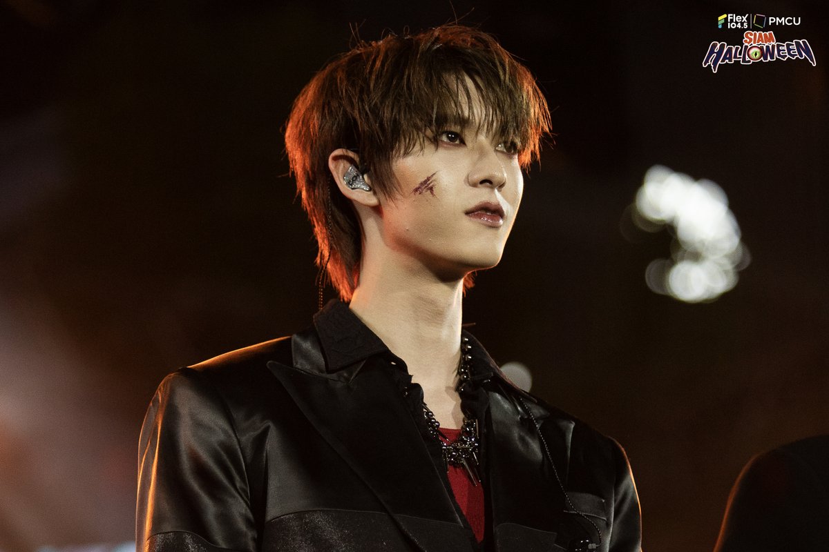 Flex_Connect's tweet image. ฮาโลวีนนี้ออกตามหาความจริงของ 𝐏𝐨𝐨𝐡 𝐊𝐫𝐢𝐭𝐭𝐢𝐧 - 𝐏𝐚𝐯𝐞𝐥 𝐍𝐚𝐫𝐞𝐭 ว่าในใจมีใครซ่อนอยู่มั้ย 👀
#poohpavel #ppoohkt #pavelphoom
#สิงสาลาตาย #GoddessBlessYouFromDeath
#SiamHalloween2025xPoohPavel
______________________
👻 Flex 104.5 | PMCU SIAM HALLOWEEN 2O25 presented…