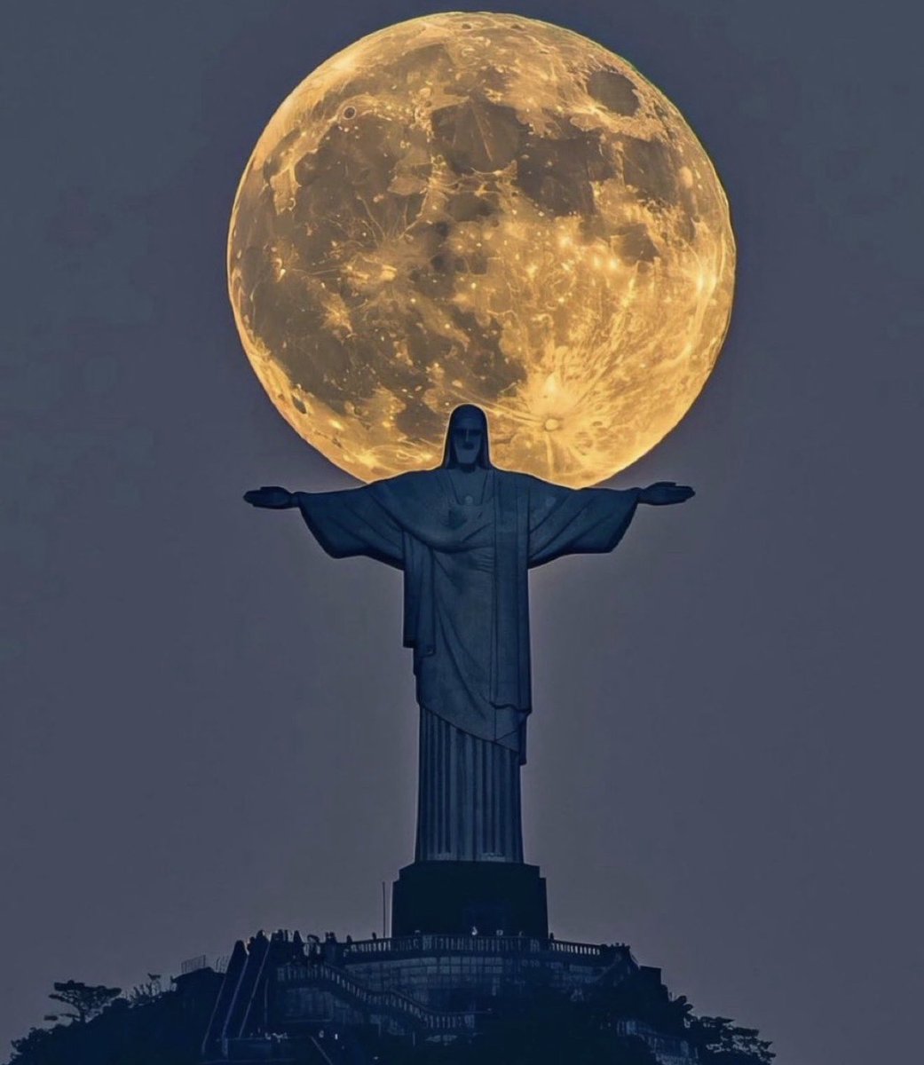 MAGAVoice's tweet image. BREAKING 🚨 Joe Rogan said Jesus Christ is the best example of what a human should strive to be

Jesus Christ is KING 🙏