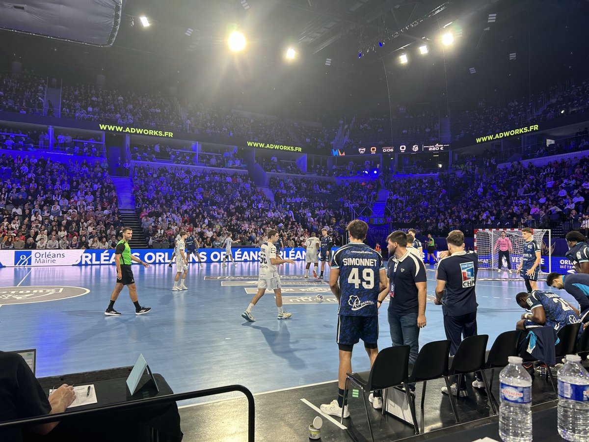 COUP D’ENVOI |

C’est parti ici au CO’Met pour la 7e soirée showcase de l’Histoire du club avec Kendji !

Une heure pour remporter un succès important face à Massy avant une semaine de trêve !

#SeptorsMassy