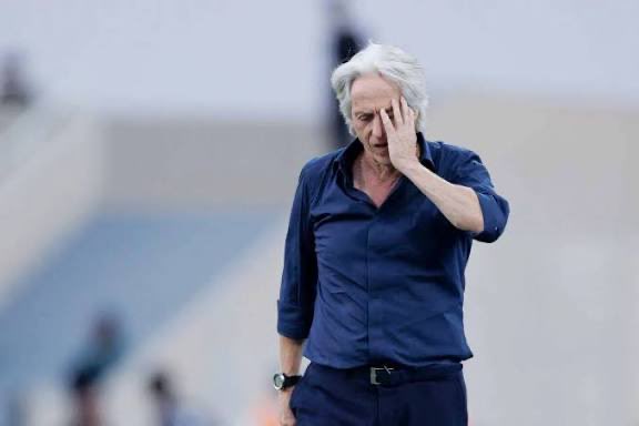 الخلطة السحرية للفوز على الاتحاد مع الشايب وراح للنصر .

 #الاتحاد_الهلال