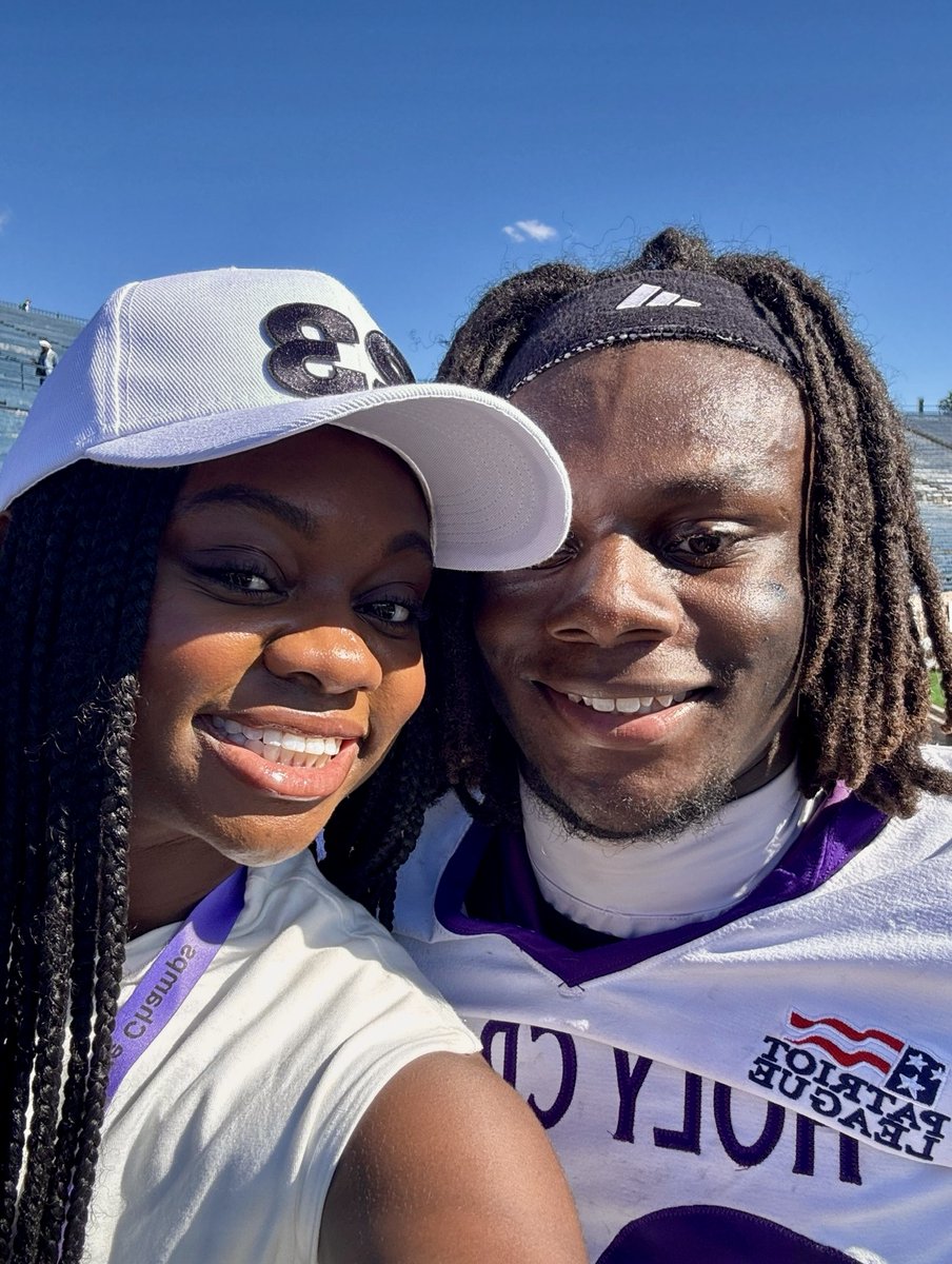 When <a href="/Nyeotii/">Nyeoti Punni Jr. 🇱🇷</a> arrived at Holy Cross, it was not as a member of the football team. But at the end of his freshman year, he realized:

“I think I want to play football.”

Now a senior, Punni reflects on a journey forged by faith, gratitude and persistence: bit.ly/47iLuLu