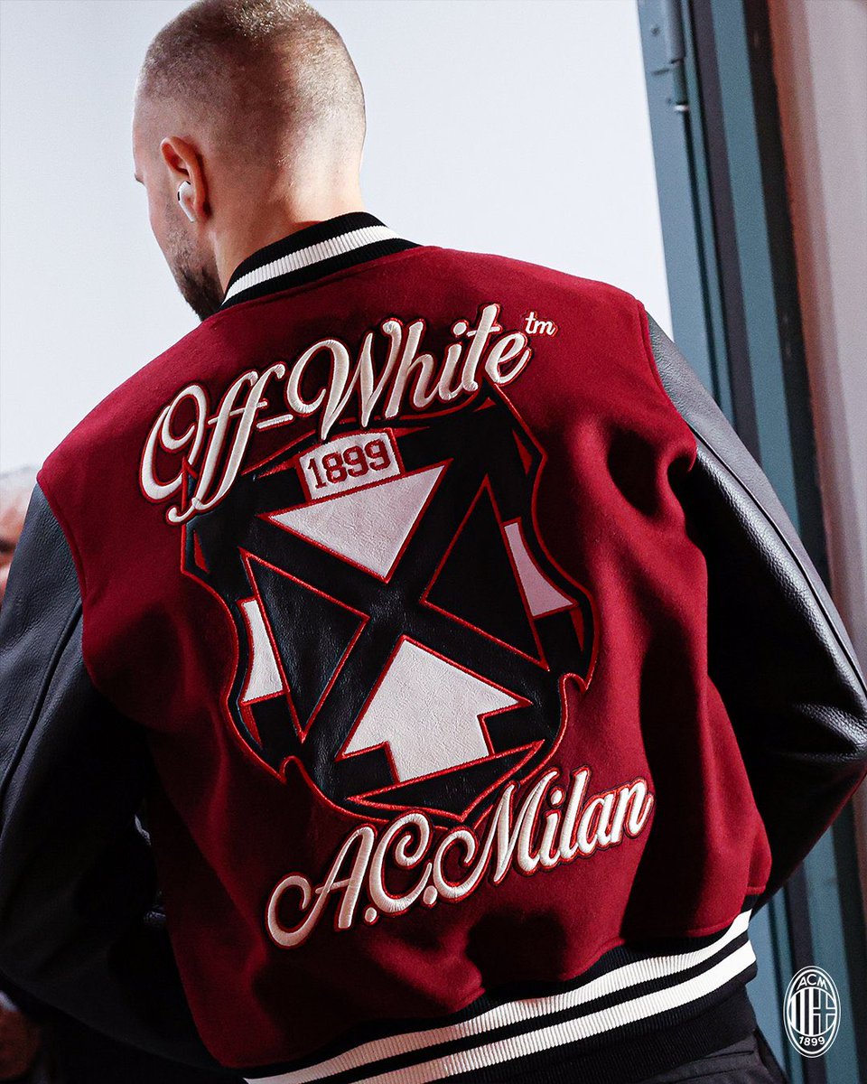 acm_spina14's tweet image. Ennesima giacca spaziale targata Off White x Ac Milan