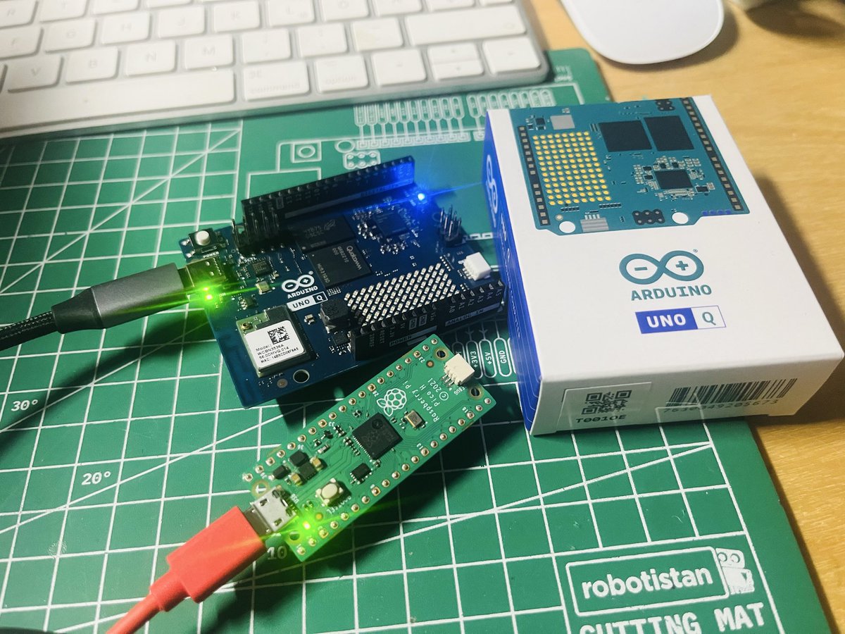 r_schulz_maker's tweet image. I'm not sure if I'm turning the world upside down? In any case, this is the first time that I program a @Raspberry_Pi Pico using the brand new @arduino UNO Q after installed #ThonnyIDE on this amazing Single Board Computer. Just a simple blinking LED #micropython example. #maker