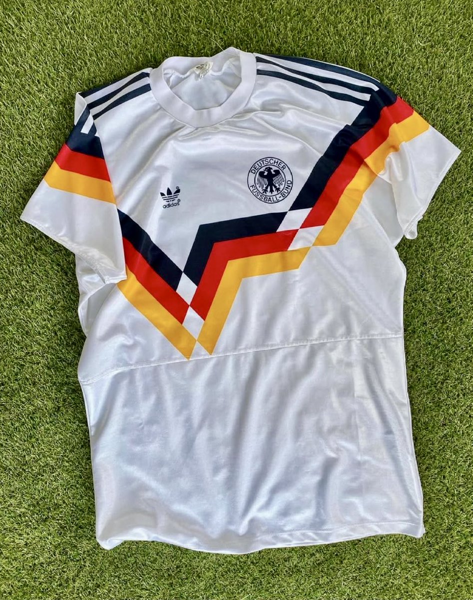 <a href="/FittedForFans/">FittedForFans</a>