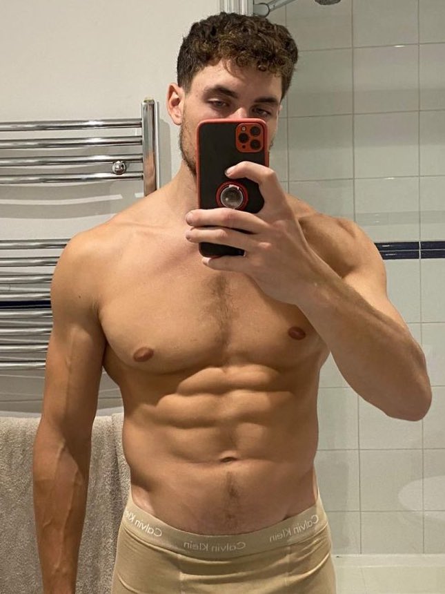 Alpha Bryan | 7K | tweet media