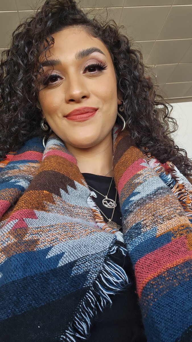 Good morning from the PHX airport, flying to Cincinnati last minute. A wonderful shorty slave of mine has the privilege of seeing me. 🙇‍♂️

Approached accordingly boys😉

Amazonjoysessions@gmail.com