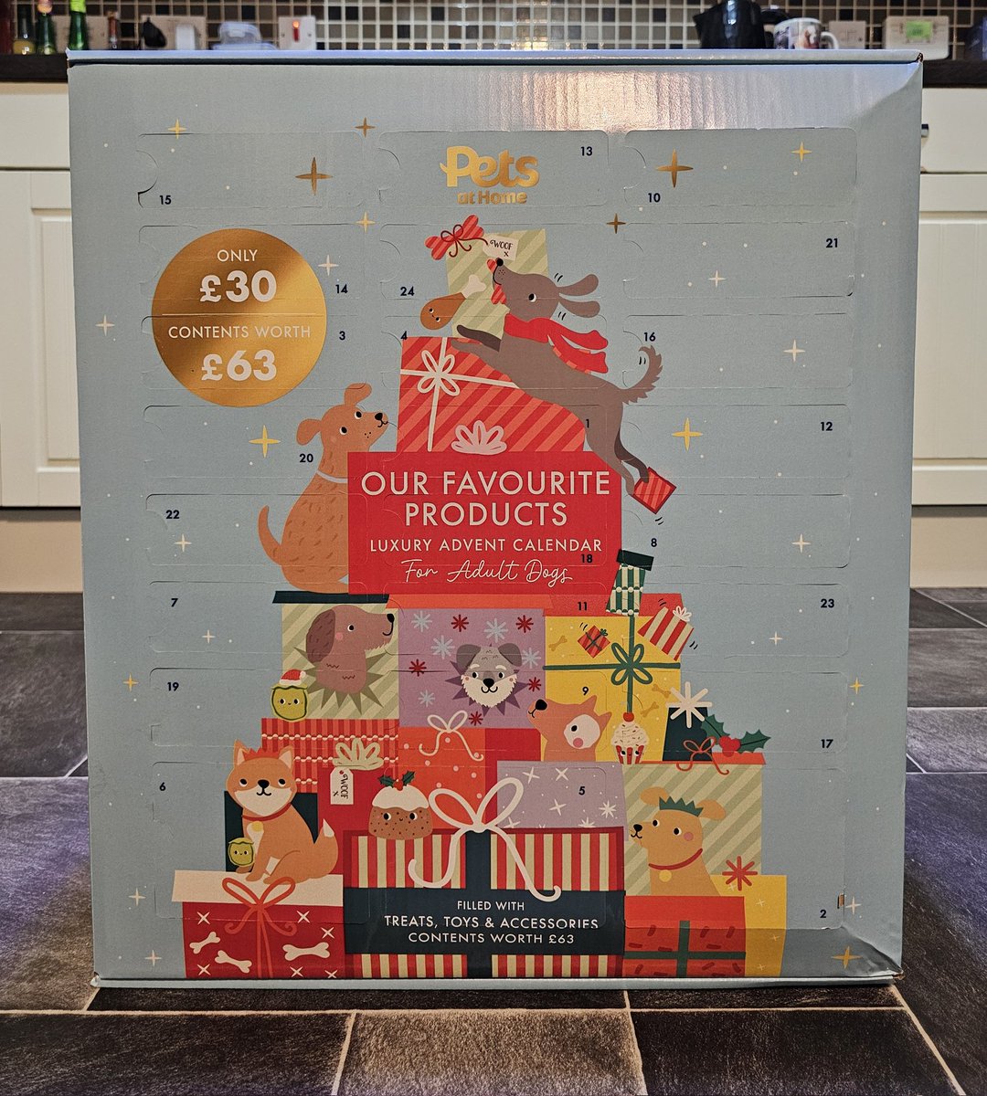 runawaygirl248's tweet image. Giant advent calendars for dogs - yeah they&apos;re definitely spoilt but...who cares 😉
My best buddies deserve it 😍
#cavpack #petsathome @PetsatHome
