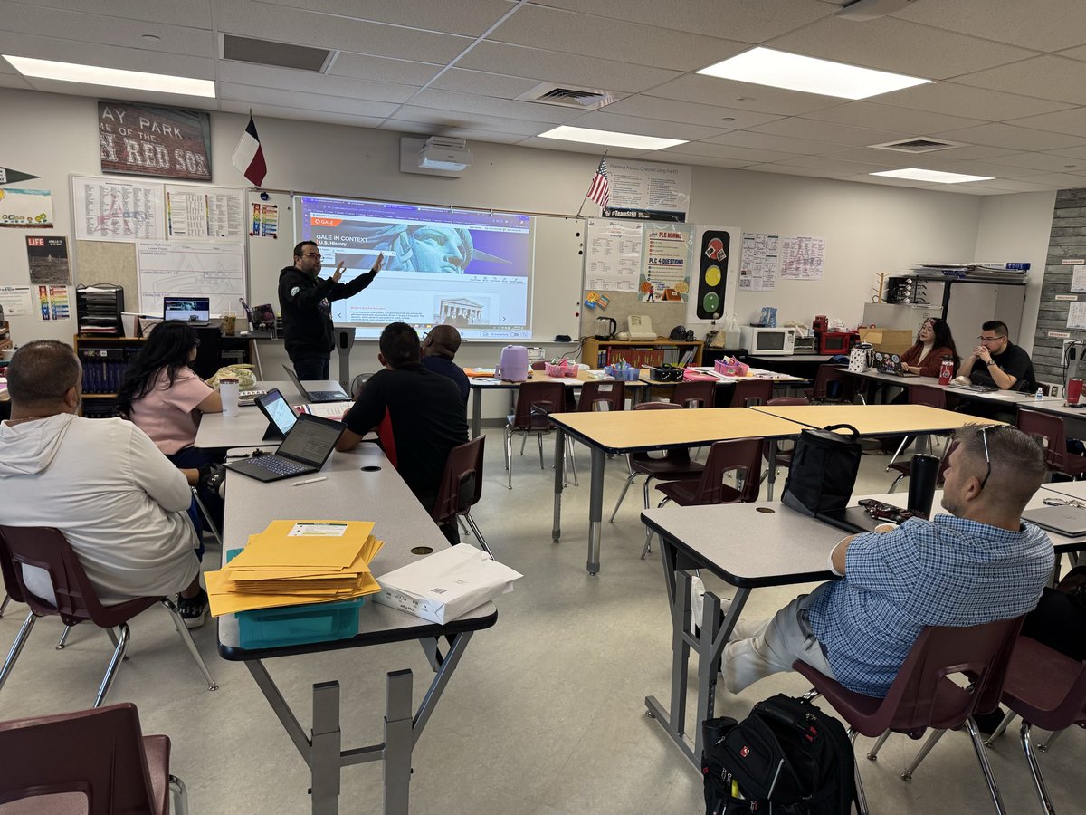 LStephenson_AHS's tweet image. Shout out to our Librarian, Mr. Porras for stopping by our social studies collaborative team meeting yesterday to share data bases & resources for our Trailblazers! @Americas_HS @HPerez_AHS @OCsantana_AHS #IgniteAndElevate