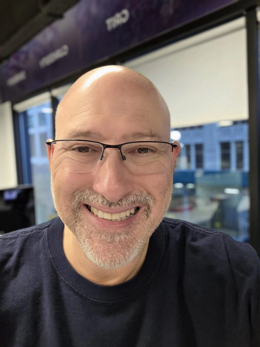 scotjs's tweet image. Friday in the office smile. I usually WFH  on Friday, but we had a luncheon event today, so here I am. Got to interact in person rather than thru screens, not mad about that at all. How are you doing? What's making you smile today?
