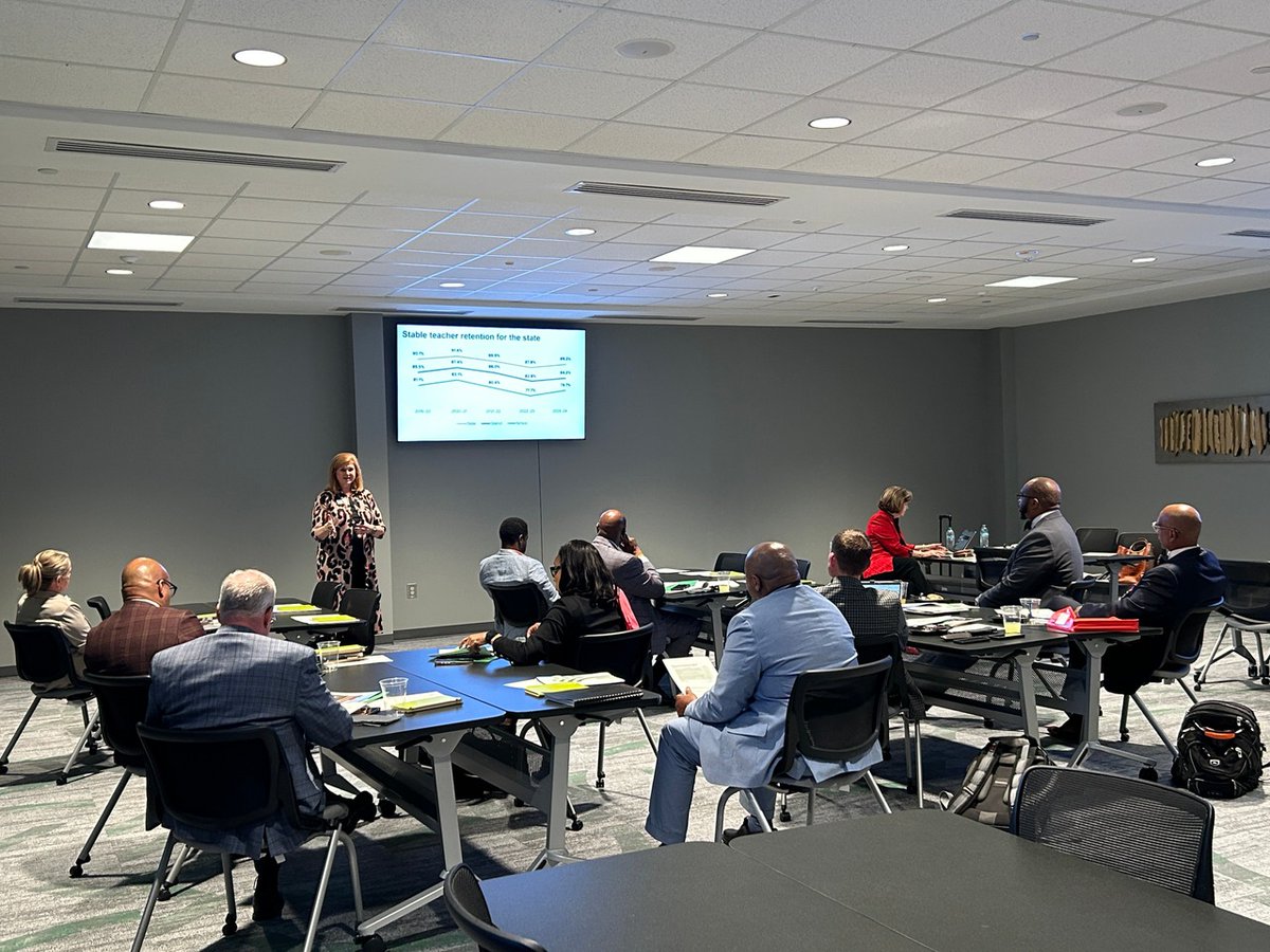 This week, Midlands superintendents engaged with #SCTEACHER exploring the working conditions of teachers &amp; what's coming in Jan. 2026 with our school administrator survey.

Discover more on the SC Administrator Working Conditions Survey: heyor.ca/qmO1FV

#k12 #sc