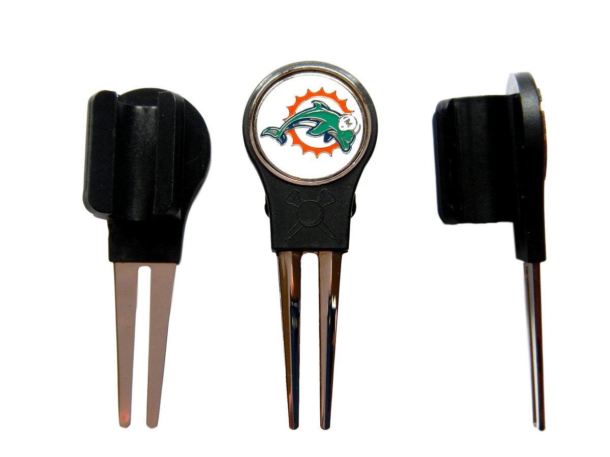 DivotFix's tweet image. Keep the greens nice! With our putter mounted divot tools you&apos;ll have all the tools you need to keep the greens nice right on your putter. With over 100 to choose from there is something for everyone. fixyourdivot.net. #Golf #golfcourse #golfclub #pitchrepairtool