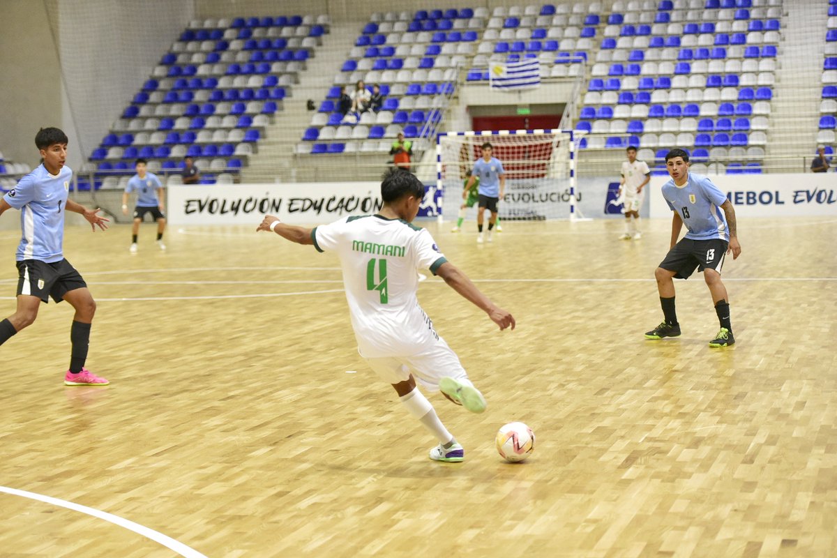 La alegría boliviana en la categoría Sub20 😀🇧🇴

CONMEBOL #LigaEvoluciónFS Zona Sur