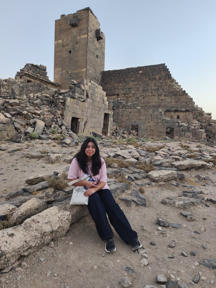 #جمعية_سما_البادية_Sama_Albadia
#برنامج_المسارات_التطوعية 
انهت المتطوعة سارة مرحلة التطوع في الاردن- سما البادية
 سارة، الجنسية : كندية ،المؤهل العلمي : سنة ثالثة طب .
فترة التطوع  ساهمت ساره في المشاركة بالأنشطة التعليمية للأطفال والعمل بالبرامج الزراعية وادخال البيانات