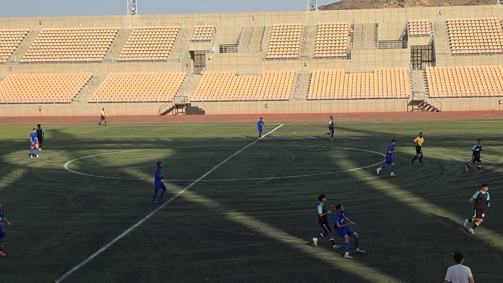 TaibahUevents's tweet photo. ⚽️
منتخب #جامعة_طيبة
يفوز على 
منتخب جامعة أم القرى 
بنتيجة 2–1
ضمن منافسات 
دوري الاتحاد السعودي للرياضة الجامعية
في #الموسم_الرياضي_16 https://t.co/LUz88GS62N