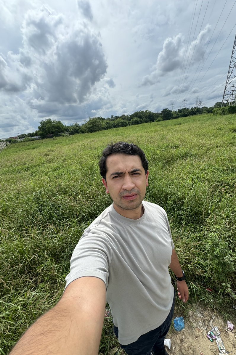 Daniel F. Briceño (@danielbricen) on Twitter photo Aquí en este lote del municipio en Soledad, Atlántico se debería estar construyendo la segunda fase de la universidad del Atlántico prometida por Petro.
Según el cronograma debe entregarse a mitad de 2026. 
Hoy solo hay un lote vacío.
¿Dónde están los más de 44 mil millones? Aquí en este lote del municipio en Soledad, Atlántico se debería estar construyendo la segunda fase de la universidad del Atlántico prometida por Petro.
Según el cronograma debe entregarse a mitad de 2026. 
Hoy solo hay un lote vacío.
¿Dónde están los más de 44 mil millones?