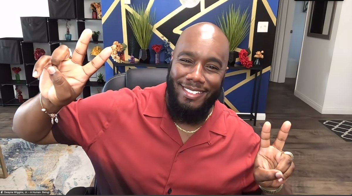 TEAMBOOST's tweet photo. "You can't pour from an empty cup." - @DwayneVondrake 
This is why it's so important to define your purpose! Thank you so much for your training today. We appreciate you! #BOOSTTraining #BOOSTCafe 
https://t.co/hdStgczxm8 https://t.co/MLaVhE5XYt