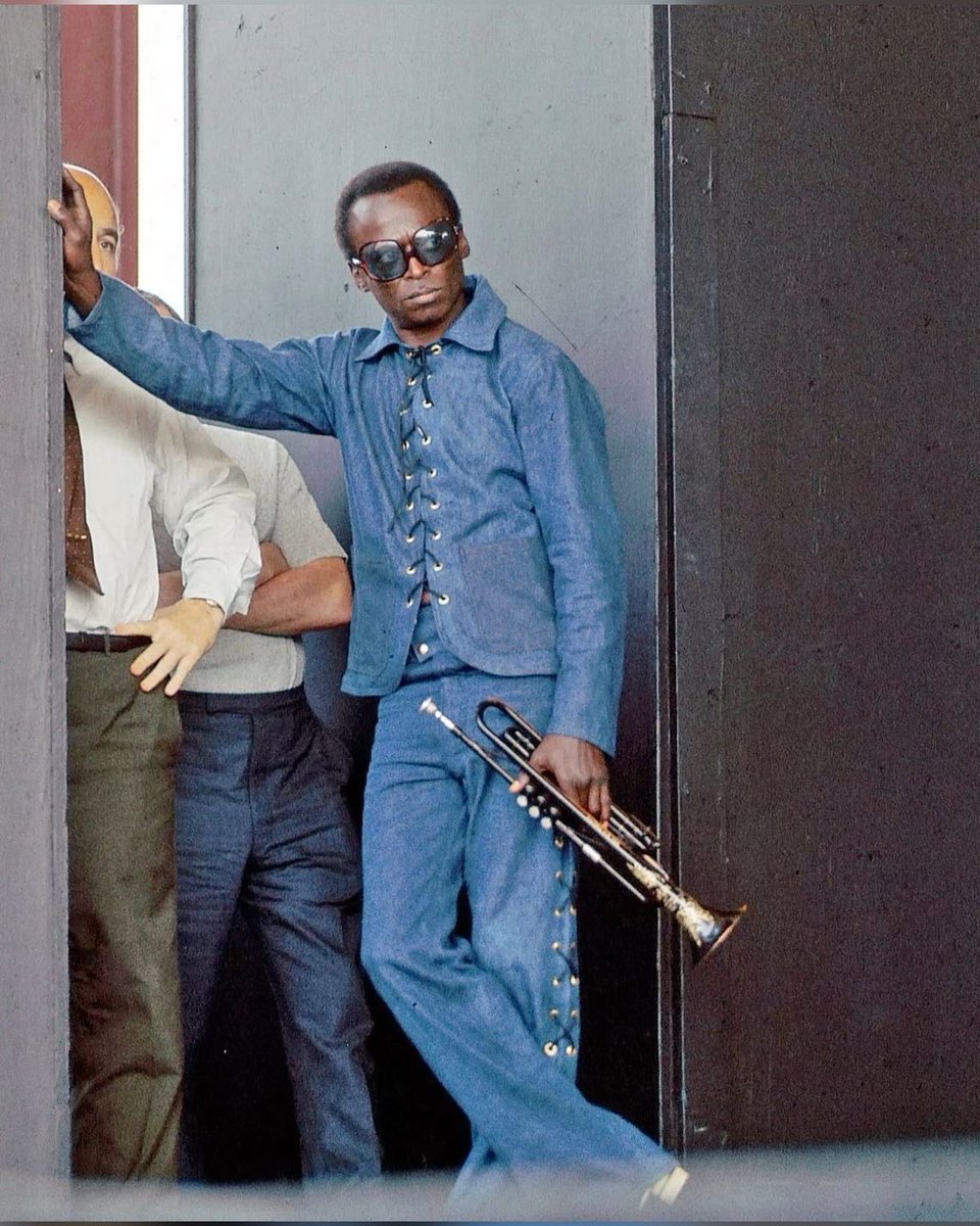 Imagine being this cool