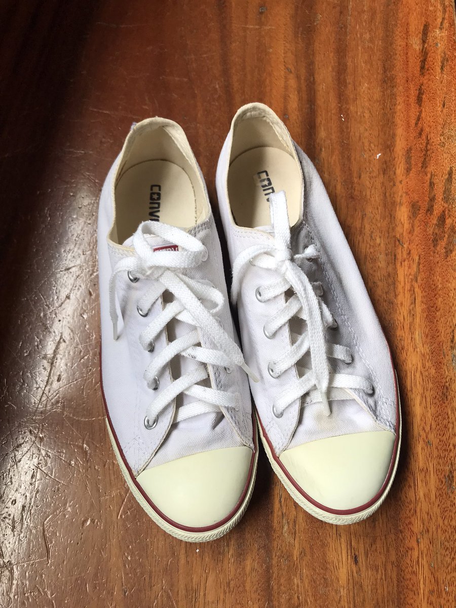 jcjc1127's tweet photo. ส่งต่อ converse size 40.5/ เบอร์ 9 ค่ะ 
💟300บาท 💟ส่งฟรีลทบ. 
สนใจ dm ได้เลยค่ะ 
#converse #ส่งต่อรองเท้ามือสอง #ส่งต่อรองเท้า #รองเท้าผ้าใบ #ส่งต่อเสื้อผ้ามือสอง #ตลาดนัดมือสอง #ส่งต่อของมือสองสภาพดี #ส่งต่อของมือสองราคาถูก https://t.co/JEu6xeHgzW