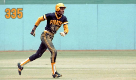 El panameño Omar Moreno promedió 66 bases robadas por año desde 1977 hasta 1982.