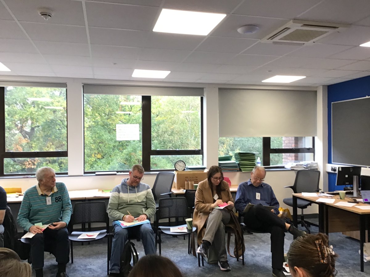 ElmbridgeBC's tweet image. On 18 Oct,  the #Elmbridge Climate Citizens’ Panel wrapped up their work on local climate action. Recommendations are refined and will be reviewed by the council in new year.
👏 Many thanks to panel members &amp;amp; facilitators @sharedfuturecic for their work
👉 ow.ly/sOLp50XgSGS