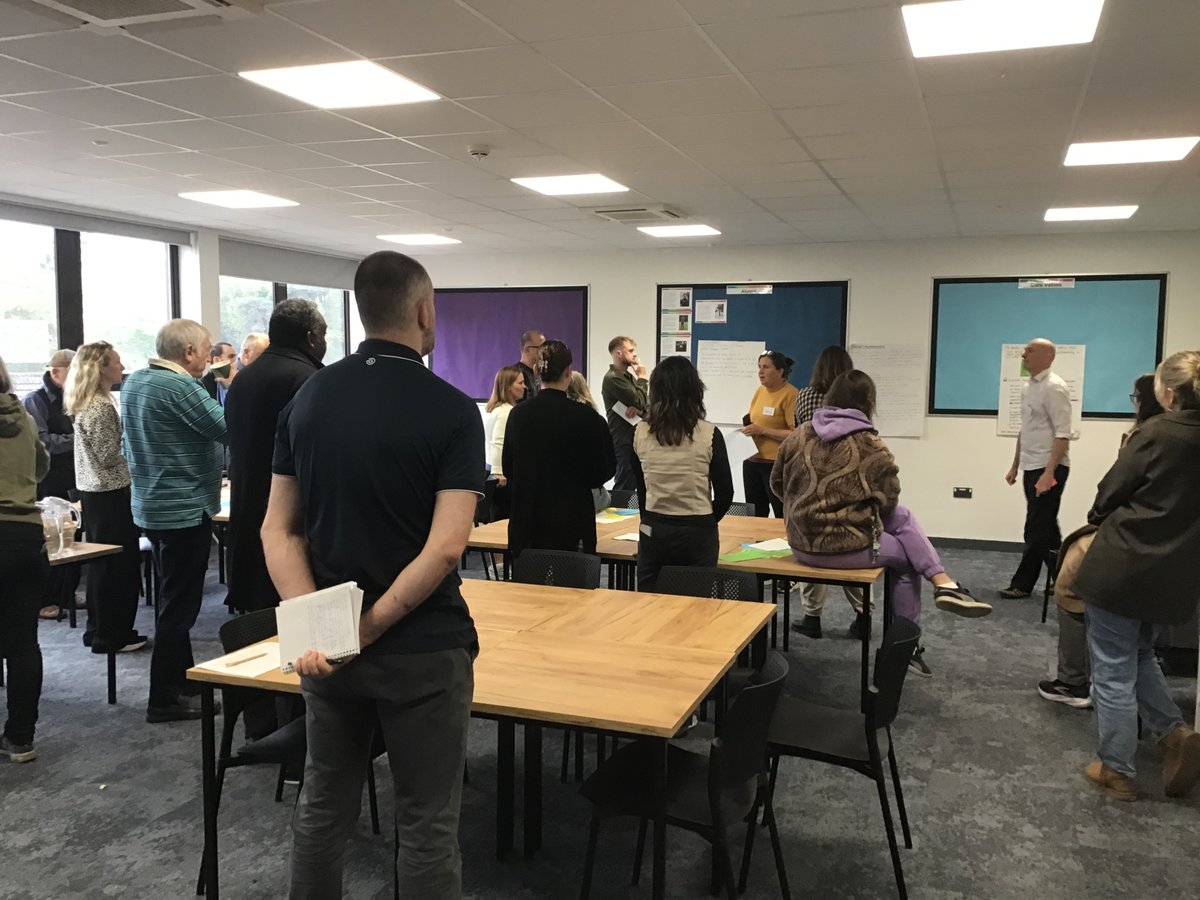 ElmbridgeBC's tweet image. On 18 Oct,  the #Elmbridge Climate Citizens’ Panel wrapped up their work on local climate action. Recommendations are refined and will be reviewed by the council in new year.
👏 Many thanks to panel members &amp;amp; facilitators @sharedfuturecic for their work
👉 ow.ly/sOLp50XgSGS