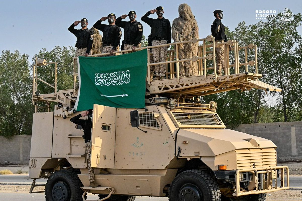 Badermasaker's tweet image. لأبطالنا المرابطين على حدودنا
دفاعًا عن أمن بلادنا وأرواحنا
نسأل الله أن ينصرهم ويوفقهم
وأن يعودوا إلينا سالمين..
اللهم اشف مرضانا وارحم موتانا
واجعل بلادنا آمنة مستقرة 🇸🇦🙏🏼