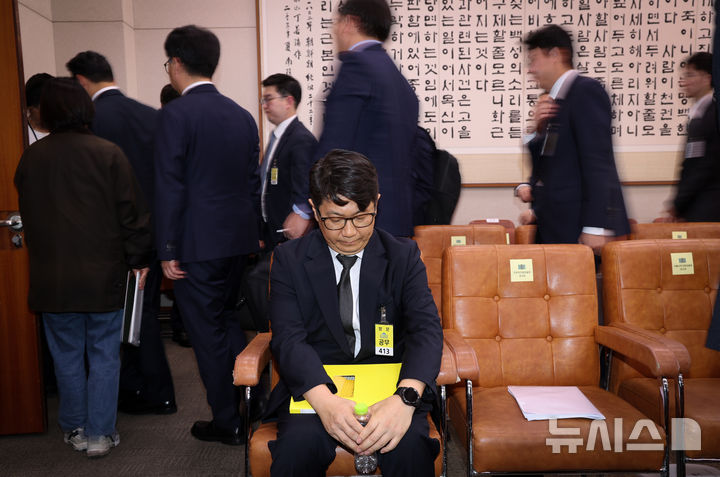 wpdlatm10's tweet image. 이재명 정부와 민주당은 내부 고발자 만큼은 확실하게 보호해 주어야 한다. 그래야 정부와 여당을 믿고 많은 양심고발인들이 나올 거다. 힘내라 문지석!