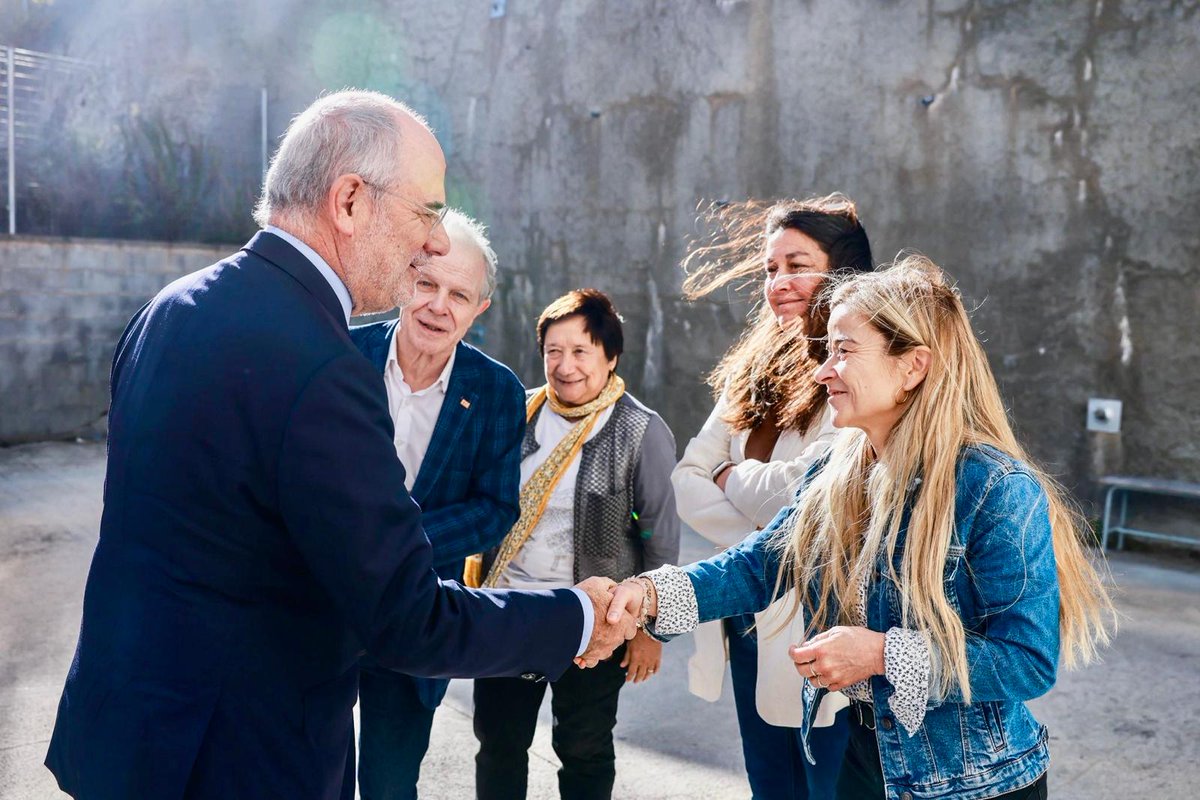 Avui hem rebut la visita del conseller d’<a href="/exteriorscat/">Unió Europea i Acció Exterior</a>, <a href="/jduch/">Jaume Duch</a> al nostre Centre Humanitari, on gestionem les donacions que fan possible ajudar milers de persones cada any. Gràcies per interessar-se per la nostra tasca i pel suport a la solidaritat.