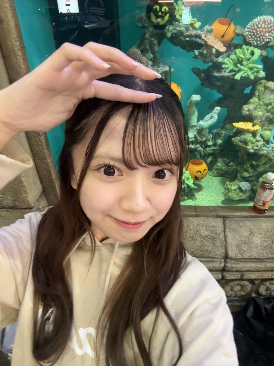 10月最後のドンキストリート！

会いに来てくれた方ありがとうございました❤︎

3Days初日だったよ〜〜
たのしい3日間をりーと一緒にすごしてくれたらうれしいな〜☺️

あたたかくして寝てね〜
また明日ね〜おやすみ〜〜🛌