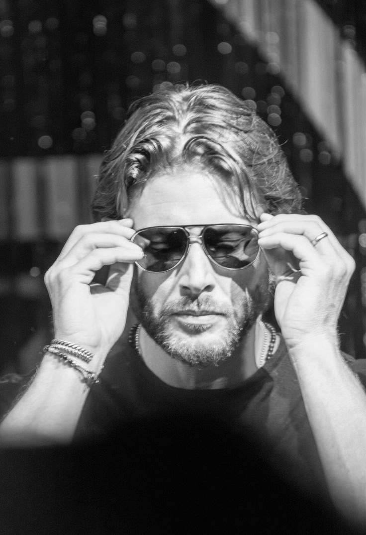 ✯

✯

    BEDDUALARINIZ  TUTUYOR  OLABİLİR 

____________ ///  AMA  #BEN 

                        HALA  YAŞIYORUM..:))  🙂‍↔️🍀

✯

✯

#öyle 𝓲ş𝓽𝓮….