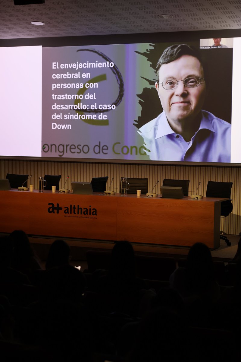 cconducta's tweet photo. #CongresoConducta2025 | 🧠 Sesión en línea con la Dra. Mara Dierssen, que nos habla sobre el envejecimiento del cerebro en personas con trastornos del desarrollo y cómo prevenir la pérdida de bienestar.

#Neurociencia #Envejecimiento https://t.co/Vpi5EdUyvD