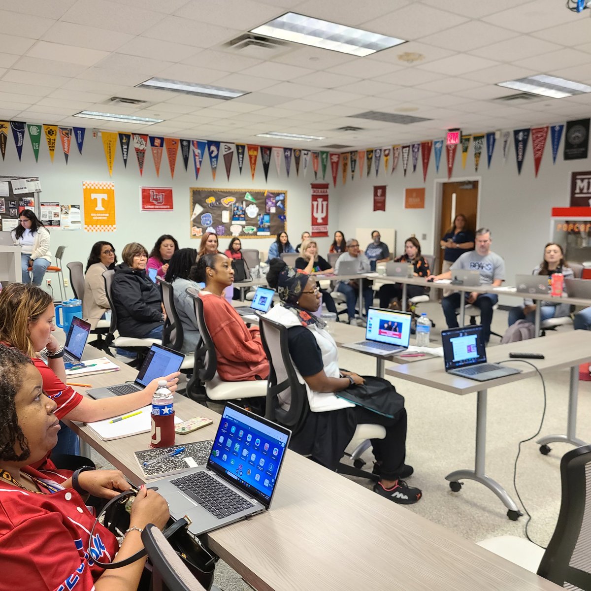 Kimest Sanders tweet media