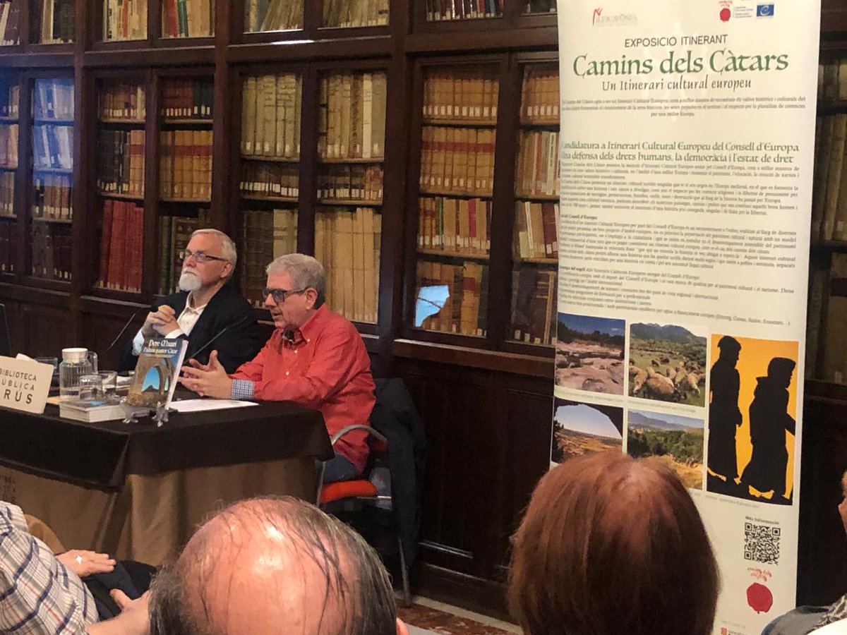 “L’espiritualitat càtara a Occitània i Catalunya” exposada a la Biblioteca Arus ens ofereix un major coneixement dels principis i valors de la comunitat dels bons homes i dones. Ho podeu veure al link youtube.com/watch?v=uEu4wk… I us esperem el pròxim dimarts 28/10 #caminsdelscatars