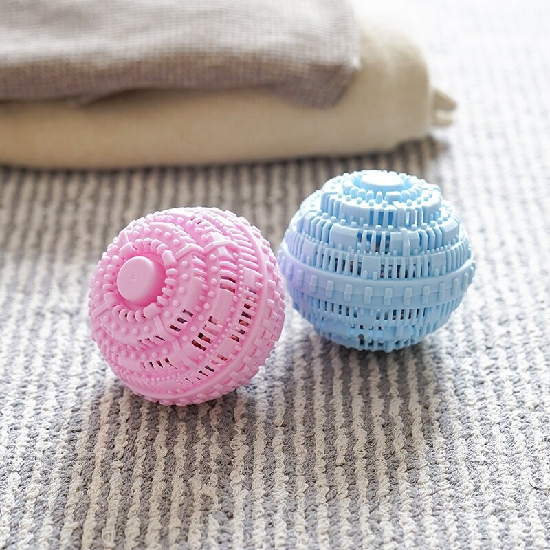 UnicunShop's tweet photo. Say goodbye to tangled clothes & hello to cleaner laundry! π Our Reusable Anti-winding Laundry Cleaning Ball uses ceramic power to fight germs and keep your clothes fresh. β¨ https://t.co/lkOo9WxLR8 #laundryhacks #cleanclothes #ecofriendly https://t.co/cbhmgj12gU