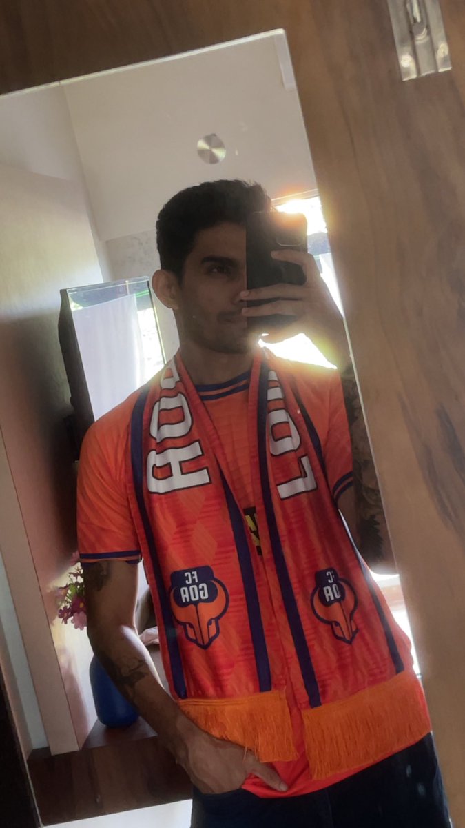 tallandanxious's tweet photo. First time at the Fatorda and wow… what a night! The boys put on an absolute show!
Grateful to be part of it 
Thanks for having me! 🧡 https://t.co/kjdLs8prH0