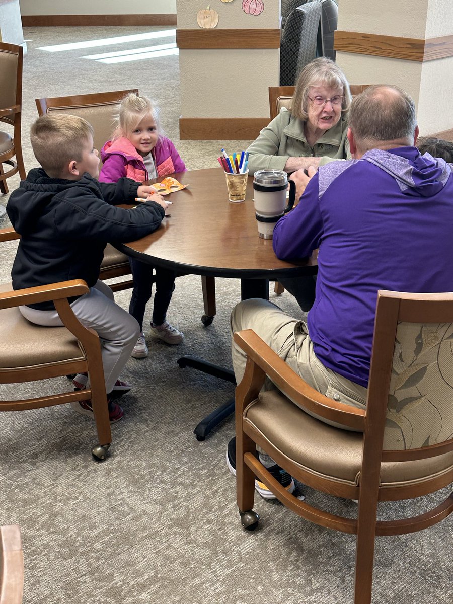 Tara Estep tweet media