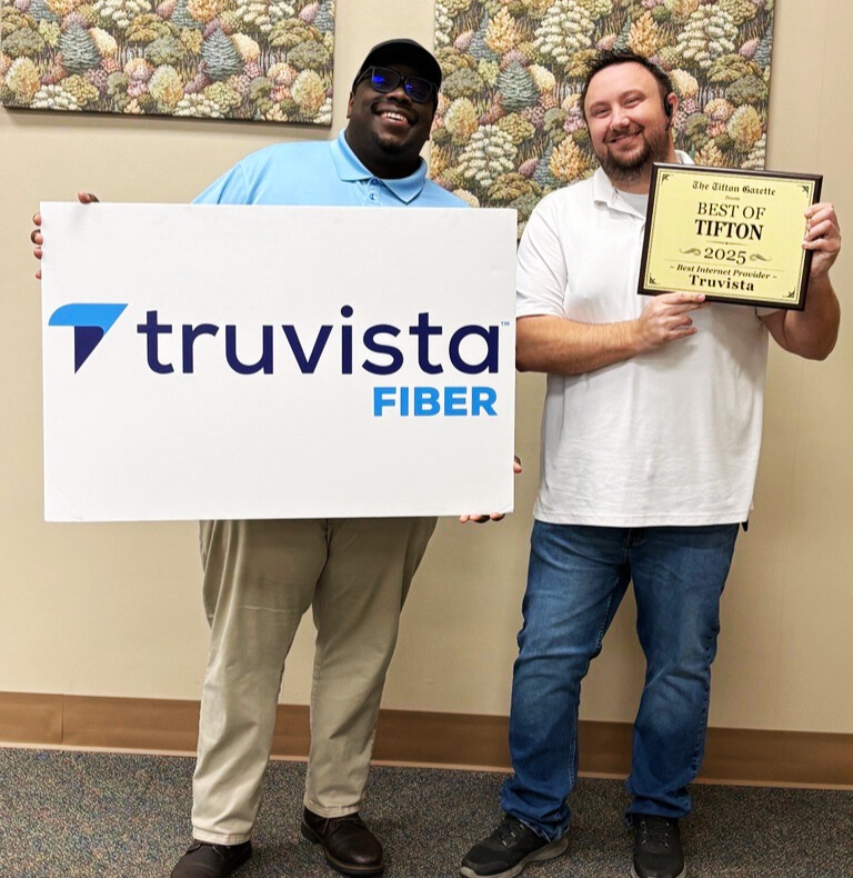 TruvistaFiber's tweet image. 🏆 Two years in a row!
Tifton, thanks for naming Truvista Fiber Best Internet Service Provider again!
Here’s to a community that continues to Connect Without Compromise.

📞 800-768-1212 | 🌐 Truvista.net

#TruvistaFiber #TiftonGA #BestInternetProvider #FiberInternet