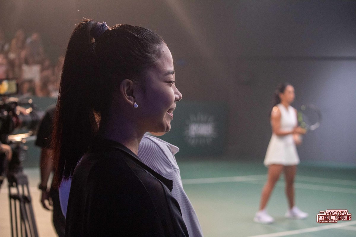 upmaroonclub's tweet photo. Behind the scenes with Alex Eala, the pride of Philippine tennis, with UP athletes Jufe Ann Cocoy and Glydel Guevarra of the UP Women’s Tennis Team, the UP Varsity Pep Squad and directed by Mandy Reyes from Nowhere To Go But UP. 

This production reminded us how stories like Alex’s, together with Locally’s mission to uplift Filipino athletes, continue to inspire the UP community and empower every Filipino to keep chasing their dreams. 🇵🇭

📸: Jethro Villafuerte @imajeth on IG | Rizelle Lopez @rizjlopez on IG

SEE FULL ALBUM ▶️ https://t.co/gK1sg5LVHr?

#UPFight❤️💚✊🏼
#AlexEala
#philippinetennis