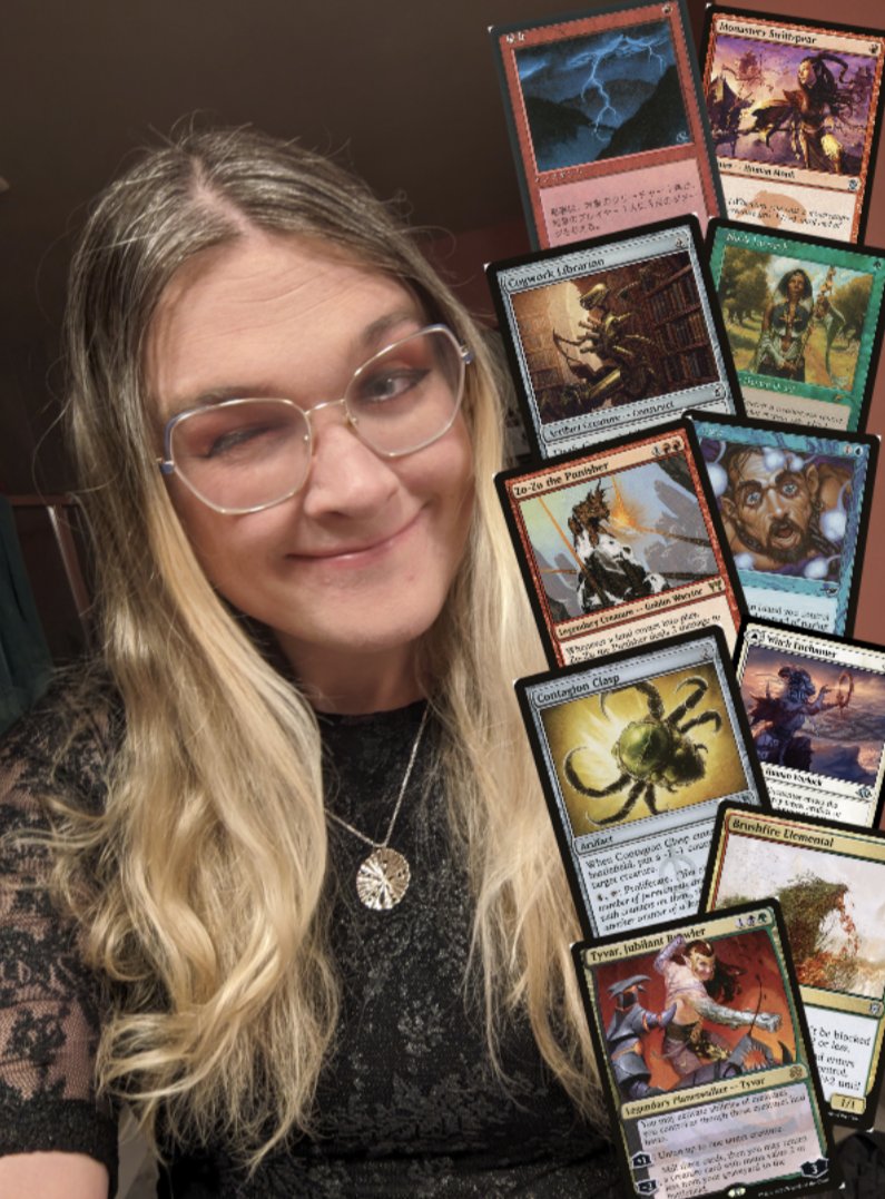 Carmen Klomparens tweet media