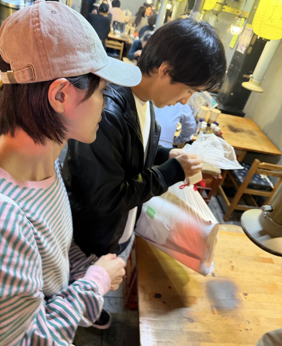 tobiraza's tweet image. 扉座の本拠地‼️錦糸町の街中に、参上‼️
『#つか版・忠臣蔵2025』のポスター&チラシを貼らせて頂きました✨
「こっちにも貼っていいよ!」の声が本当に嬉しくて🥹❤️
ご協力くださった皆さま、本当にありがとうございます‼️
街のあちこちにポスターが増えていくたびに、ワクワクが止まりませんっ🎶