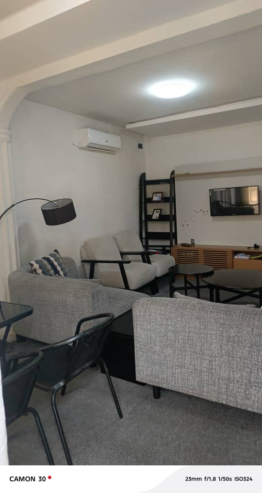 DiurPhil's tweet photo. #Immo #Maison #Parcelle
🌟🌟🌟MAISON BASSE MISE EN LOCATION À GB
☎️+243 993961655
💥REF: AVENUE KALONGO
💥COMPOSITION:
👉2 CHAMBRES
👉SALON
👉CUISINE
👉SALLE DE BAIN
🚘PARKING DISPONIBLE
🌟LOYER: 700$
💥GARANTIE: 4+1 d'agence https://t.co/ZcXmRltCVG