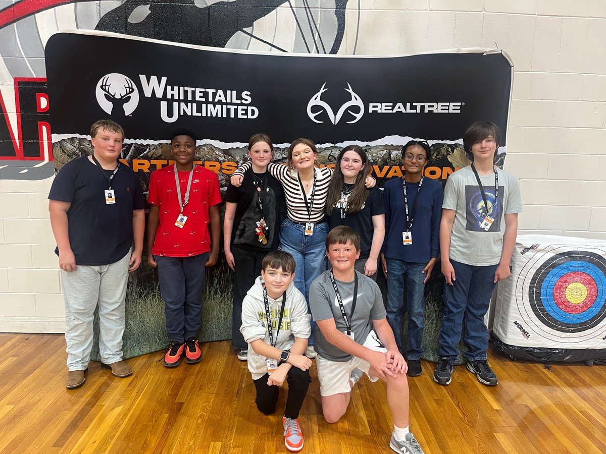 🎯 Congratulations to our Archery Team members who scored 47 or higher during practice this week! 🏹