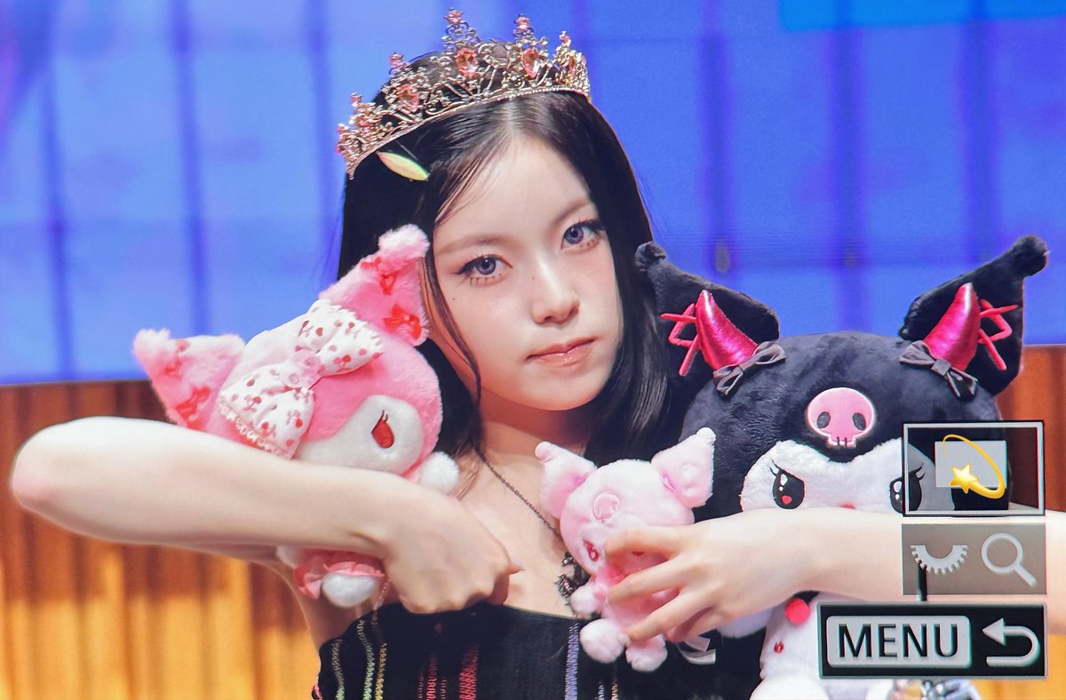 251024 👸💕

#엔믹스 #규진 #NMIXX #KYUJIN