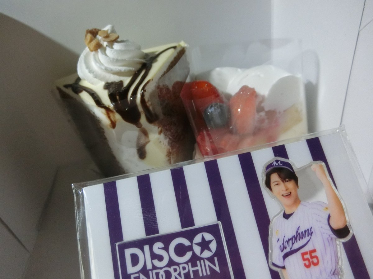 lYAVmQq2WQ5351's tweet photo. 2025.10.24（金）みっちーさん、56歳のお誕生日おめでとうございます！＆2026年ツアー日程発表ありがとうございます！良き一年になりますように！　＃MIT56 https://t.co/quunli7nQG