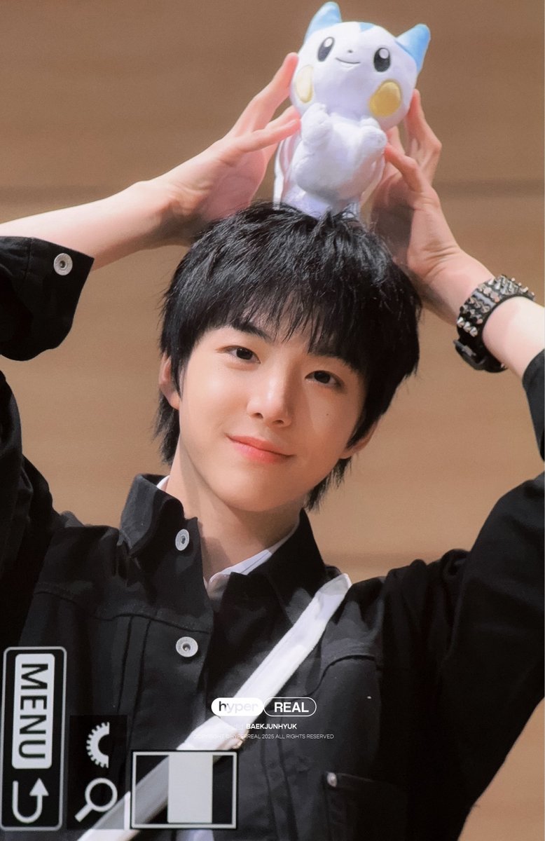 hyperreal tweet media